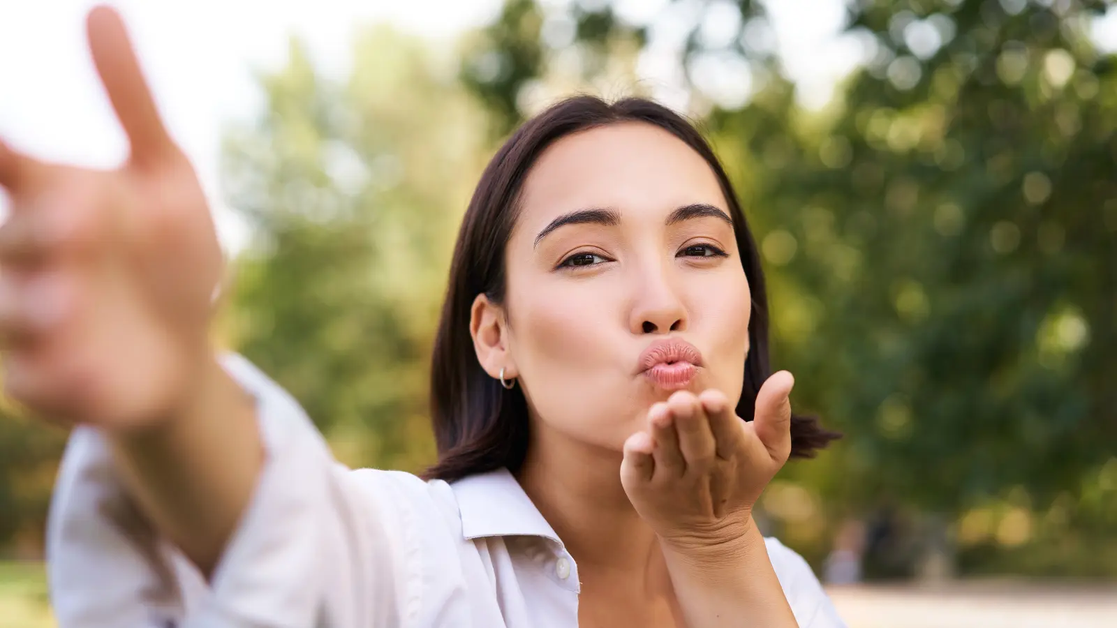 Celebrate National Fresh Breath Day Right With These 7 Tips